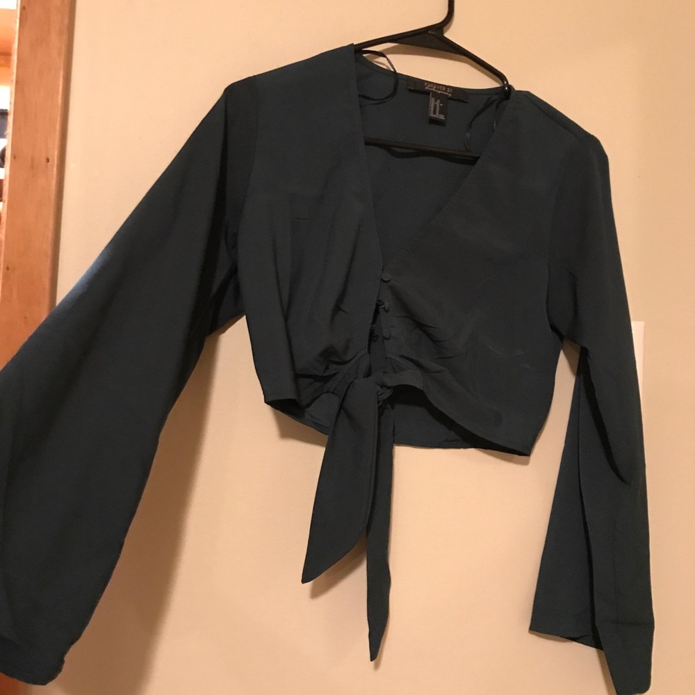 Forever 21, dark green, tie in front, crop